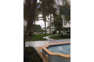496 Nw 165th St Rd D312 Miami, FL 33169 - MLS#A11404594