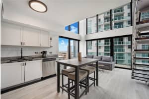 41 SE 5th St, Miami, FL 33131, Sold 07/11/23