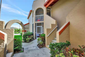 8713 SW 5th St APT 208, Pembroke Pines, FL 33025, Sold 10/03/23