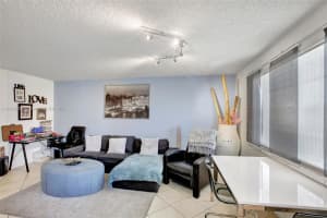 8713 SW 5th St APT 208, Pembroke Pines, FL 33025, Sold 10/03/23