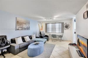 8713 SW 5th St APT 208, Pembroke Pines, FL 33025, Sold 10/03/23