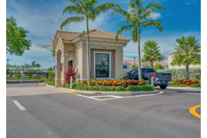 19308 NE 8th Ct, Miami, FL 33179, Sold 08/15/23