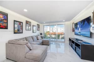 1001 91st St APT 304, Bay Harbor Islands, FL 33154, Sold 07/31/23