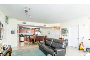 3131 NE 188th St 2 805, Miami, FL 33180, Sold 08/08/24