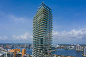 18975 Collins Ave Unit 2601, Sunny Isles Beach, FL 33160, Sold 10/31/23