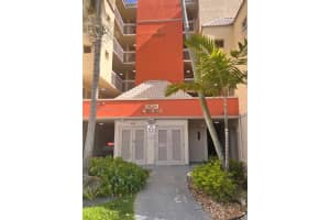 8353 Lake Dr APT 108, Doral, FL 33166, Sold 08/04/23