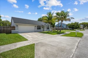 9761 SW 220th St, Cutler Bay, FL 33190, Sold 08/10/23