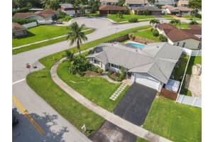 8308 SW 26th St, Davie, FL 33324, Sold 07/31/23