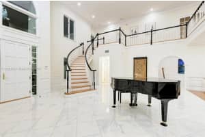 1081 Bayshore Dr, Englewood, FL 34223, Sold 10/20/23