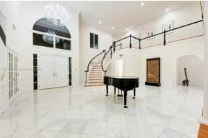 1081 Bayshore Dr, Englewood, FL 34223, Sold 10/20/23