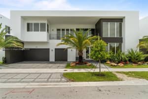 10288 NW 74th Terrace, Doral, FL 33178, Sold 11/09/23