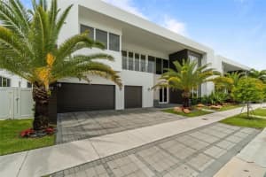 10288 NW 74th Terrace, Doral, FL 33178, Sold 11/09/23
