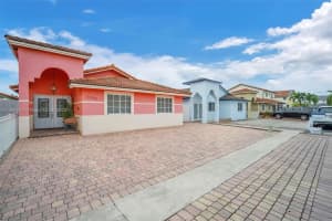 12355 NW 98th Ave, Hialeah Gardens, FL 33018, Sold 07/28/23