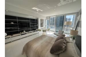 485 Brickell Ave APT 1605, Miami, FL 33131, Sold 04/19/24