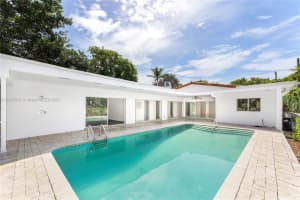 2950 Alton Rd, Miami Beach, FL 33140, Sold 05/02/24