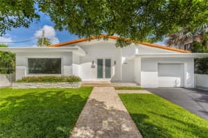 2950 Alton Rd, Miami Beach, FL 33140, Sold 05/02/24