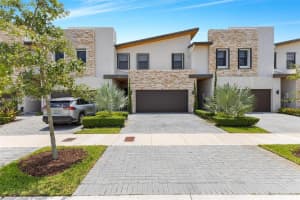 8105 NW 104th Ct, Doral, FL 33178, Sold 08/11/23