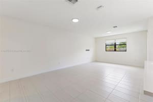8105 NW 104th Ct, Doral, FL 33178, Sold 08/11/23