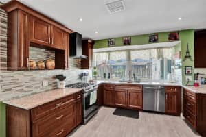 11900 NW 29th Manor, Sunrise, FL 33323, Sold 08/07/23