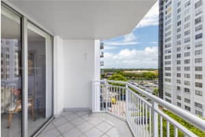 18061 Biscayne Blvd APT 702, Aventura, FL 33160, Sold 08/14/24