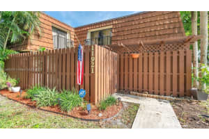 11921 SW 9th Manor, Davie, FL 33325, Sold 07/27/23