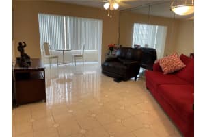 2800 NE 203rd St APT 3, Aventura, FL 33180, Sold 01/26/24