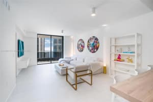 1000 Brickell Plaza Unit 4203, Miami, FL 33131, Sold 11/09/23