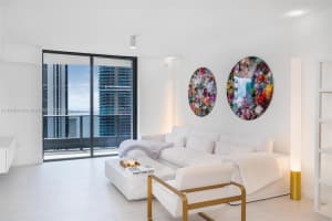 1000 Brickell Plaza Unit 4203, Miami, FL 33131, Sold 11/09/23