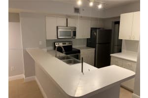 2600 S University Dr APT 121, Davie, FL 33328, Sold 09/01/23