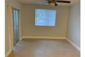2600 S University Dr APT 121, Davie, FL 33328, Sold 09/01/23