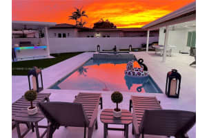 7900 NW 185th St, Hialeah, FL 33015, Sold 08/09/23