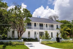 5500 SW 74th St, Miami, FL 33143, Sold 09/06/23