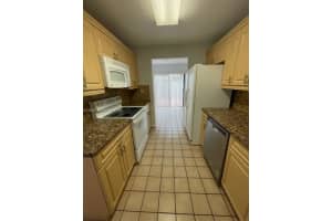 10814 SW 72nd St APT 182, Miami, FL 33173, Sold 07/31/23