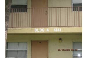 4141 NW 26th St APT 326, Lauderhill, FL 33313, Sold 09/15/23