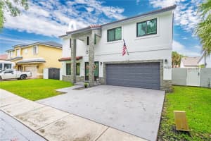 19222 NW 89th Ave, Hialeah, FL 33018, Sold 08/14/23
