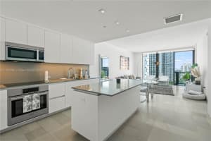 68 SE 6th St Apt 1205, Miami, FL 33131, Sold 09/28/23