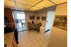 4101 Pine Tree Dr APT 1120, Miami Beach, FL 33140, Sold 09/01/23