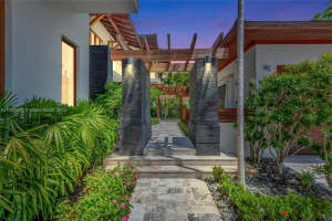 1020 Mariner Dr, Key Biscayne, FL 33149, Sold 07/12/24