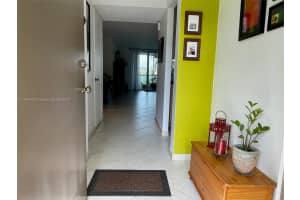 1660 NE 191st St Apt 111-1, Miami, FL 33179, Sold 04/03/24