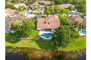 140 Montclaire Dr, Weston, FL 33326, Sold 08/31/23