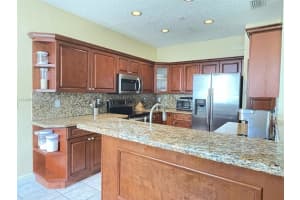 839 Briar Ridge Rd, Weston, FL 33327, Sold 10/20/23