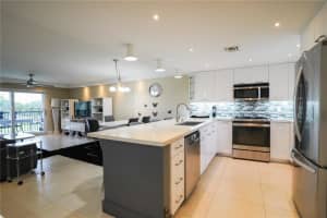 190 SE 5th Ave APT 303, Dania Beach, FL 33004, Sold 07/31/23