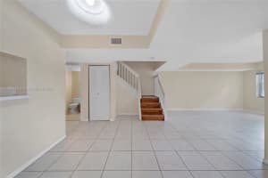 3267 NW 44th St APT 5, Oakland Park, FL 33309, Sold 08/22/23