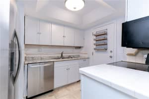 300 Sunrise Dr #1j, Key Biscayne, FL 33149, Sold 08/02/23