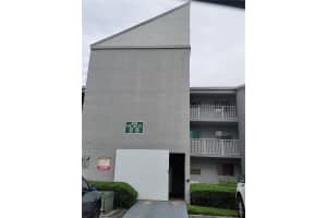 8475 SW 156th Ct APT 321, Miami, FL 33193, Sold 12/29/23