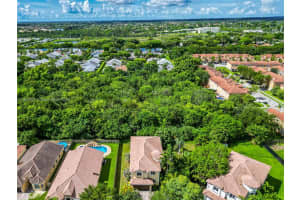 2142 SE 2nd St, Homestead, FL 33033, Sold 10/06/23