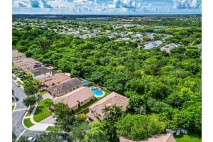 2142 SE 2nd St, Homestead, FL 33033, Sold 10/06/23