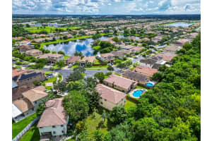 2142 SE 2nd St, Homestead, FL 33033, Sold 10/06/23