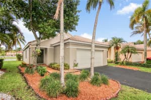4394 Mahogany Ridge Dr, Weston, FL 33331, Sold 08/01/23