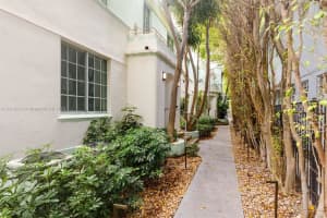 815 Euclid Ave APT 9, Miami Beach, FL 33139, Sold 01/17/24
